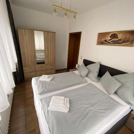 Haus Elsenbruch Apartamento Bad Herrenalb Exterior foto