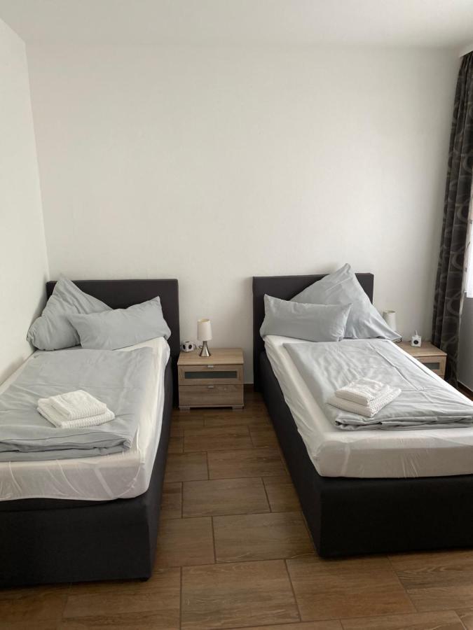 Haus Elsenbruch Apartamento Bad Herrenalb Exterior foto