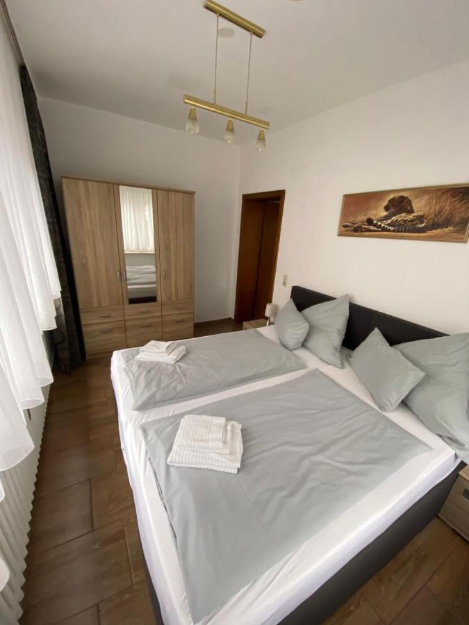 Haus Elsenbruch Apartamento Bad Herrenalb Exterior foto